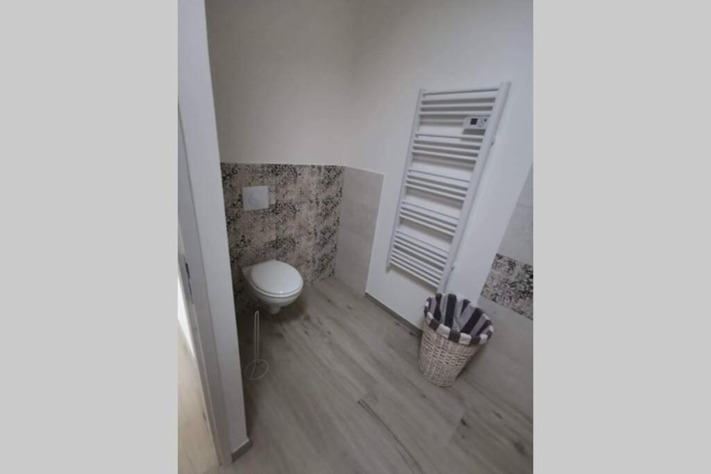 La Porte du Midi Mailhac Extérieur photo